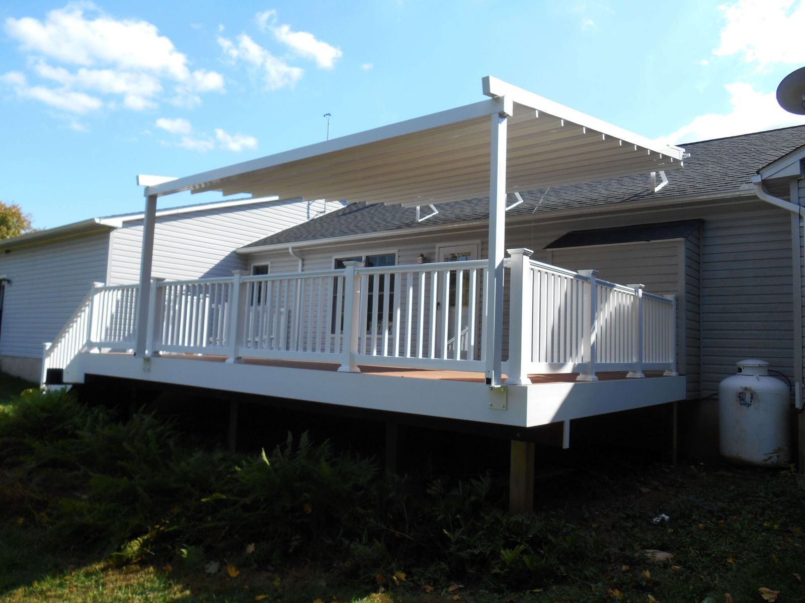 Level Residential Retractable Fabric Pergola | Sunair Awning